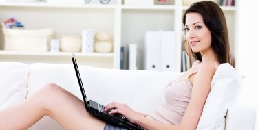 девушка заинтересована комплиментом