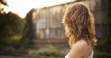 обиженная девушка